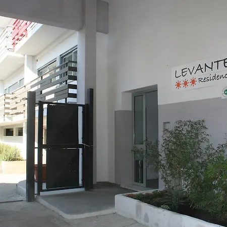 Levante Apartahotel 3*
