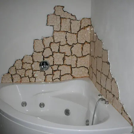 Levante 3*