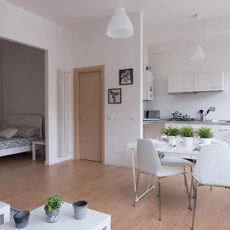 Levante 3* Специя